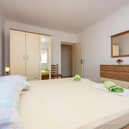 Apartment Uremovic